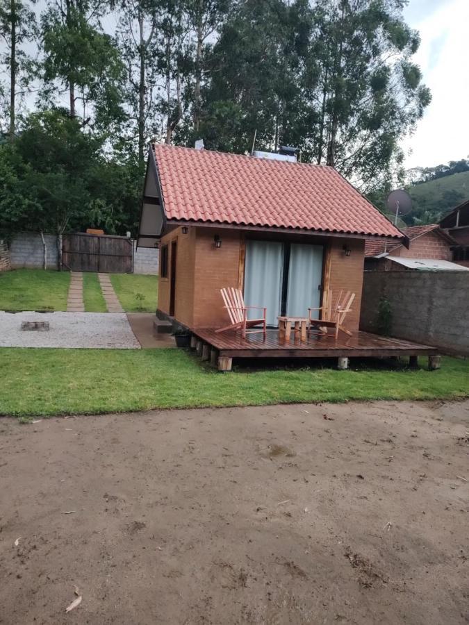 Chale Encanto Do Ceu Sapucaí-Mirim Exteriér fotografie